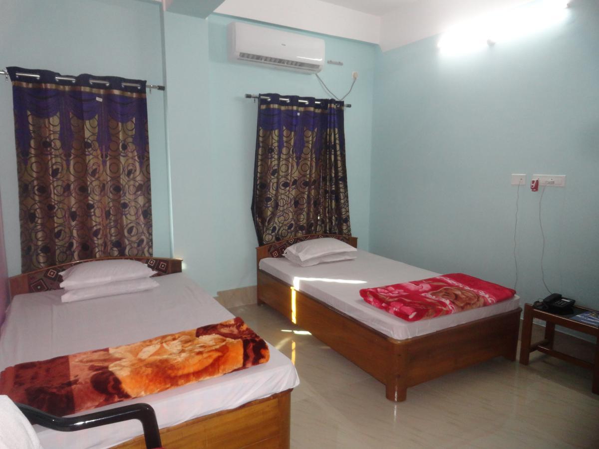 Hotel Kaustav Tezpur Экстерьер фото